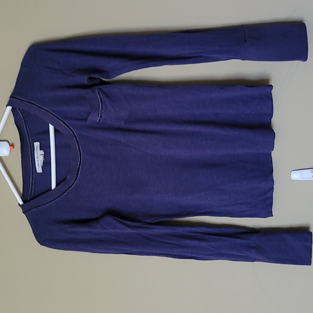 Urban Behavior women's shirt medium size